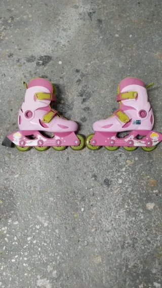Patines infantiles Talla 28-30 Rosas