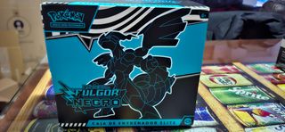 Scatola Allenatore Elite Pokémon Fulgor Nero