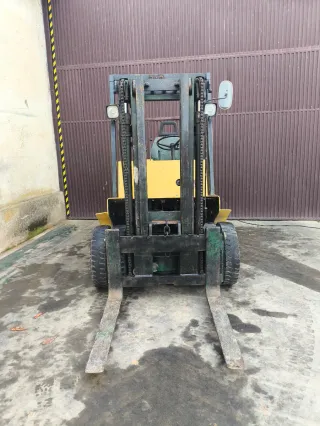 Carretilla elevadora TCM Hidrostática 3000kg