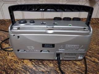 Radio Cassette Gris Plata
