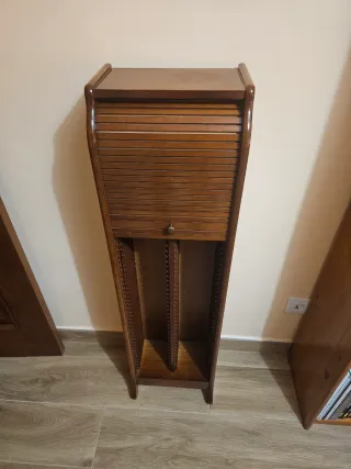 Mueble guarda discos CD