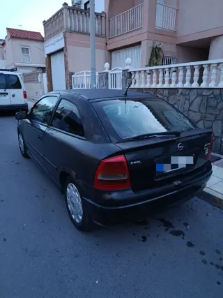 Opel Astra 2000