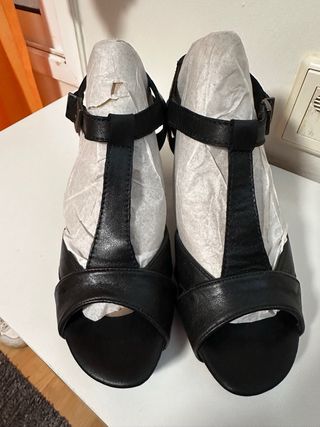 Zapatos elegantes Martinelli negros