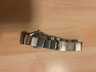 Reloj jaeger lecoultre con detalles de oro