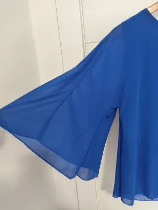 Blusa azul talla 40