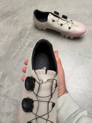 QUOC Zapatillas Ciclismo Gran Tourer XC 43