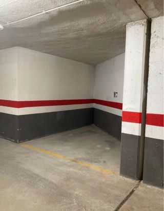 Plaza garaje moto grande