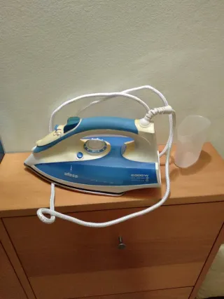Plancha de vapor Ufesa 2000W
