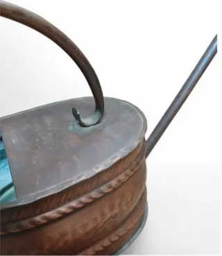 Regadera cobre martillado antigua funcional.