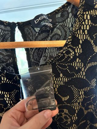 Top fiesta encaje negro y dorado