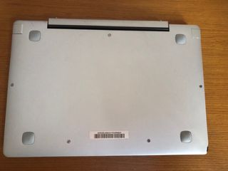 Tablet Ordenador Lenovo con teclado y regalos