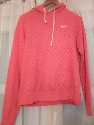 Sudadera Nike rosa lunares