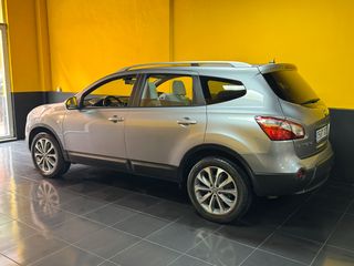 Nissan Qashqai+2 2010