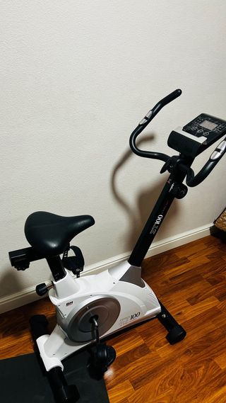 Bicicleta estática BH Fitness ZT100