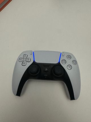 PlayStation 5 1TB con mando.