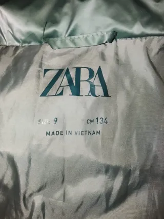 Plumón verde Zara