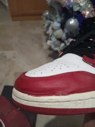 Jordan 1 Low Talla 43 Rojo/Blanco