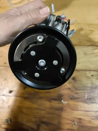 Compresor A/C BMW Serie 1 118d