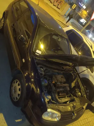 Volkswagen Golf 2000