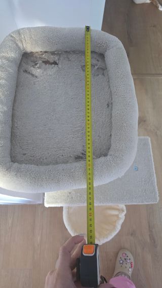 Árbol rascador para gatos beige