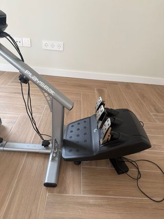 Playseat + Volante G923 PC/Consola