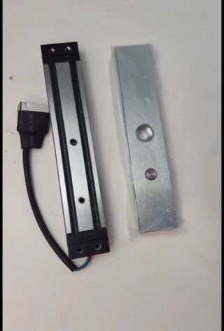 Cerradura Electromagnética y cerradero eléctrico.