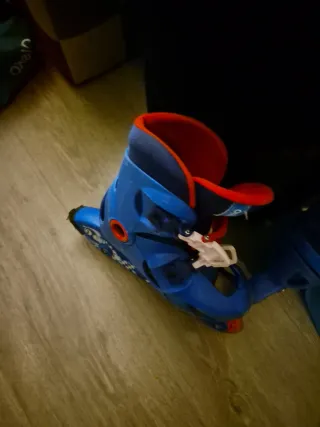 Patines en línea rojos y negros Talla 28-32