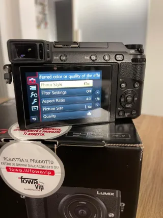 Panasonic Lumix GX80 + Obiettivo 12-32mm