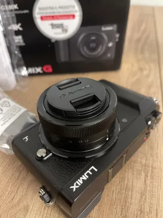 Panasonic Lumix GX80 + Obiettivo 12-32mm
