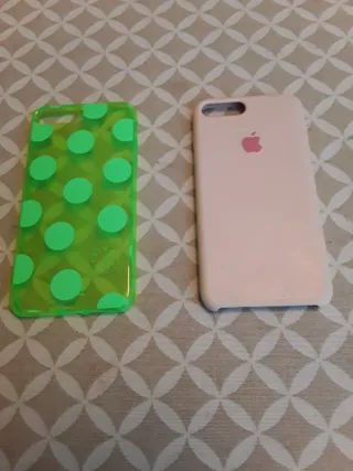 Lote 9 Fundas iPhone 7 Plus de varias marcas.