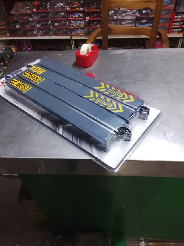 Scalextric Pit Box Advance Pit Lane Tracks