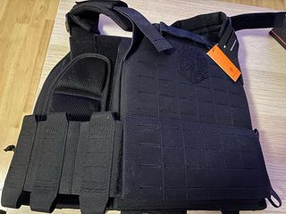 Chaleco táctico airsoft negro Conquer nuevo