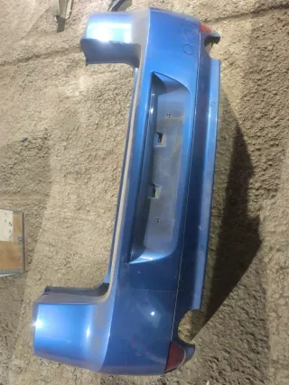 Paragolpes trasero Renault Laguna GT