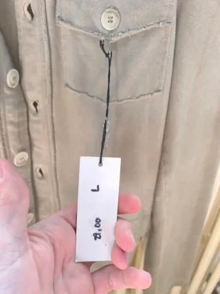 Felpa Loft41 con bottoni beige