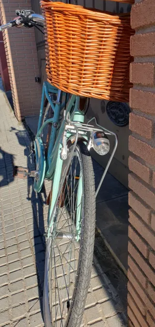 Bicicleta Clásica Mint con Cesta