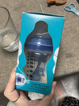 Biberón Tommee Tippee anticólico avanzado 260ml