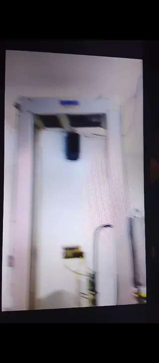 Máquina flejadora de palés