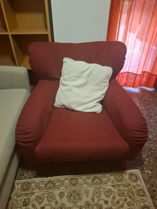 Sillón orejero granate