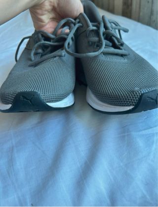 Zapatillas Puma Hombre Grises y Blancas