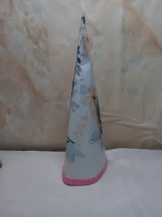 Cono decorativo carta floreale