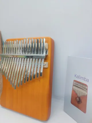Kalimba 17 Tasti giallo "pianoforte da pollice"