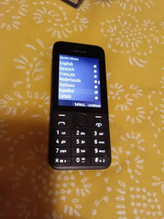Nokia 208