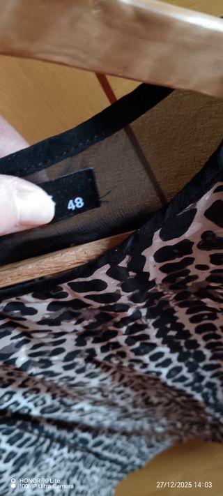 Blusa transparente estampada talla 48