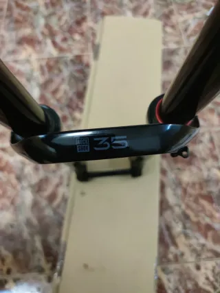 Horquilla RockShox 35 Gold 160mm
