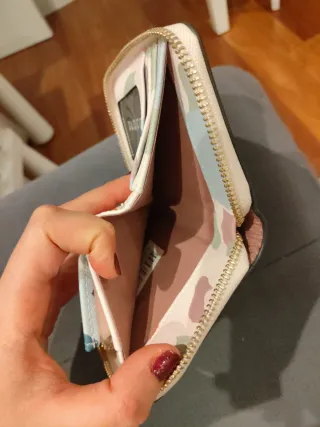 Cartera mujer diseño abstracto. A estrenar.