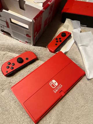 Nintendo Switch OLED Roja