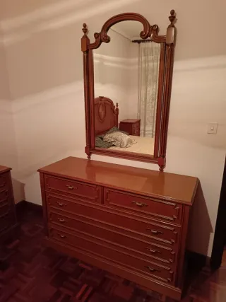 Cómoda y espejo madera vintage