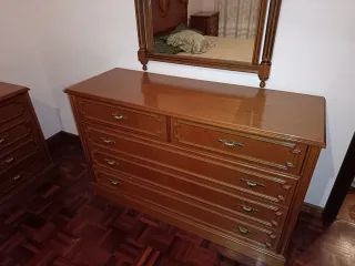 Cómoda y espejo madera vintage
