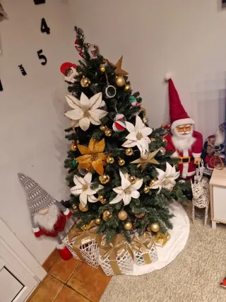 Árbol de Navidad Decorado Dorado tal como esta