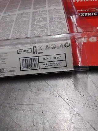 Scalextric SCX Pit Box Ampliación Digital